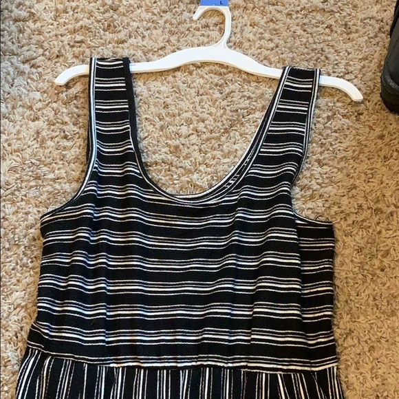 Jumper - Picture 2 of 4